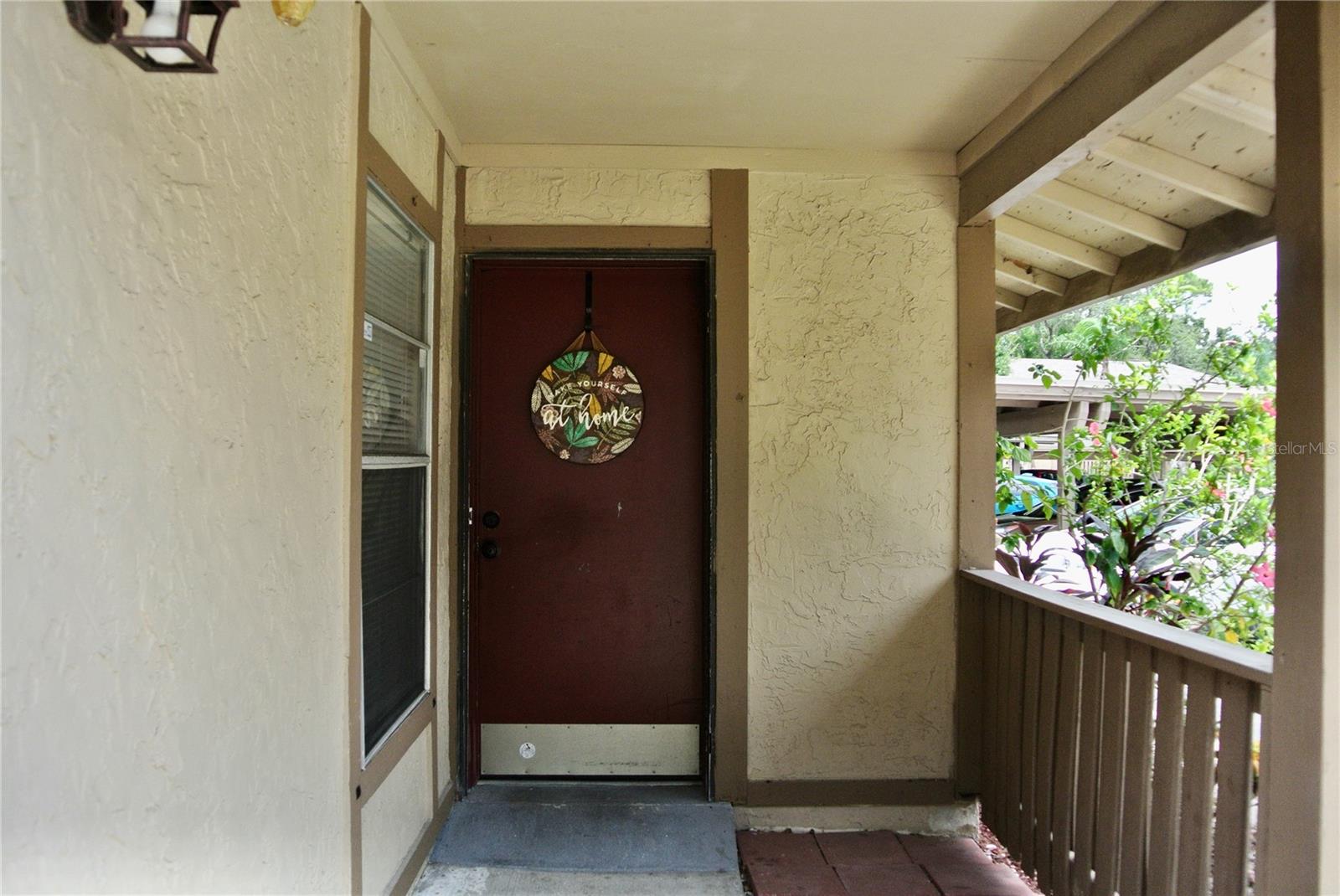 909 BUCK COURT