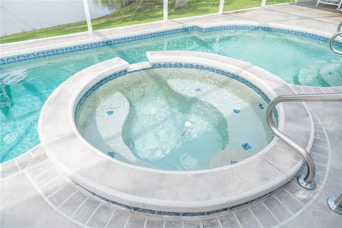 Tiny photo for 714 Bayhill Court, Lady Lake, FL 32159 (MLS # G5113616)