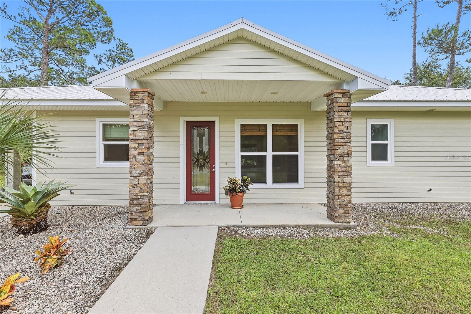 71 PERRY LANE