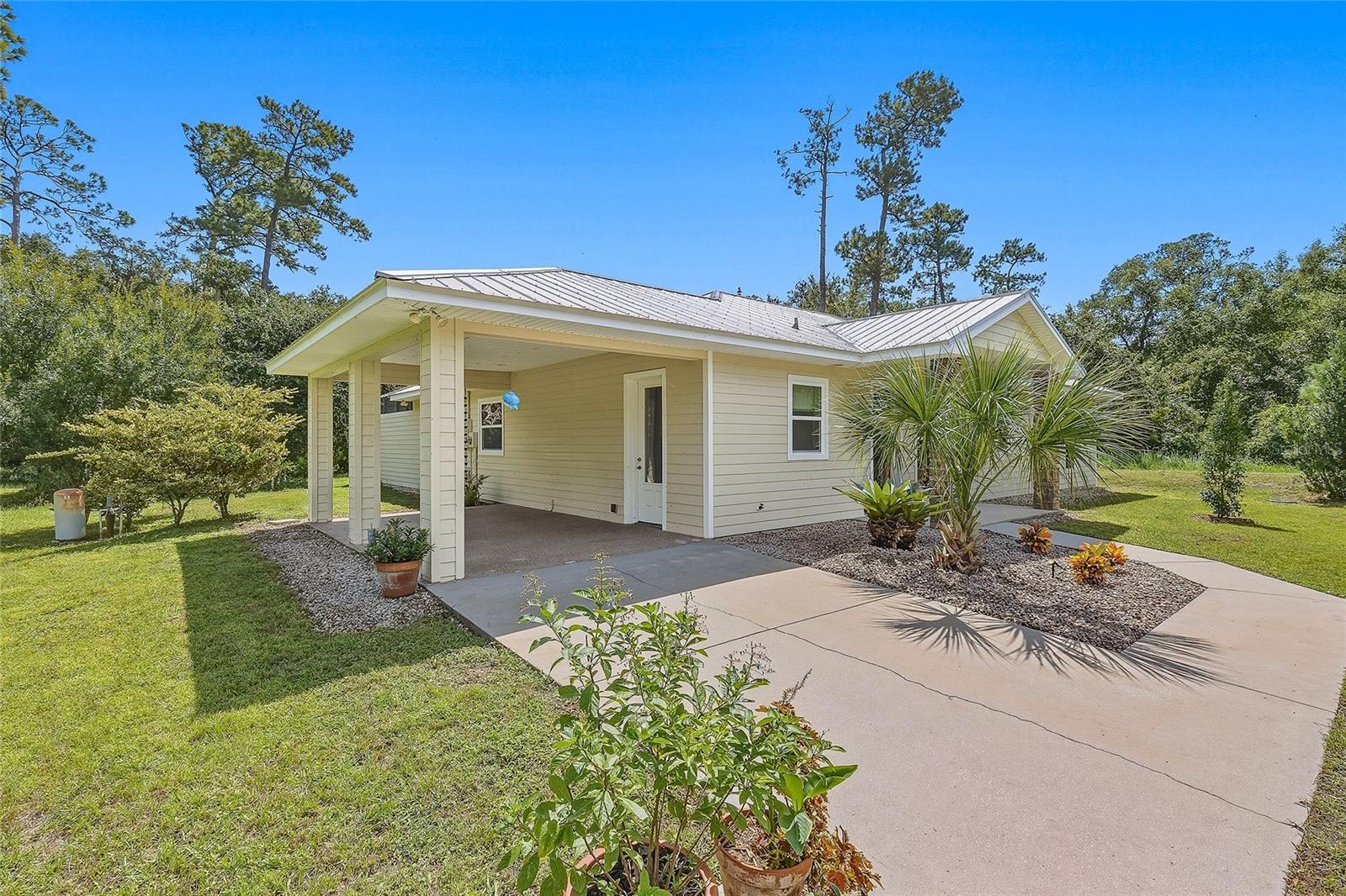 71 PERRY LANE