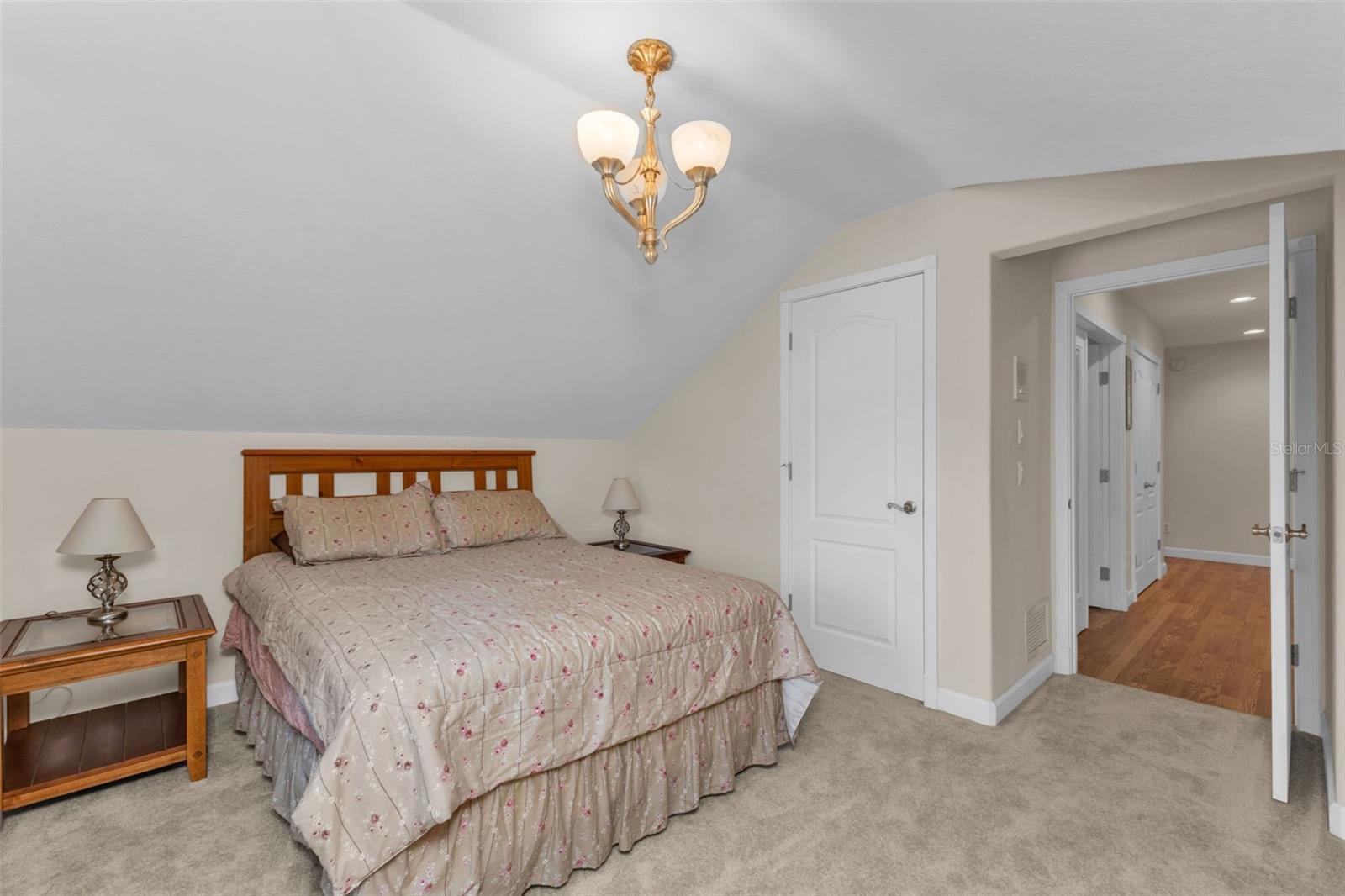 SUNCOAST ESTATES - Residential