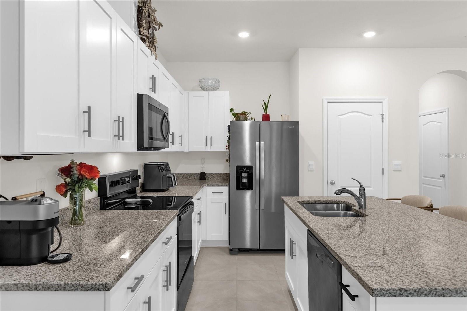 RESERVE/STRICKLAND - Residential Lease