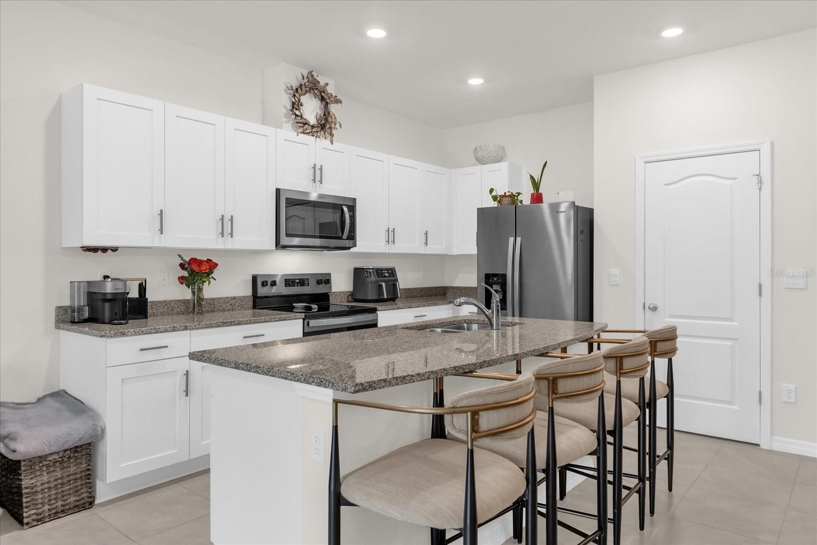 RESERVE/STRICKLAND - Residential Lease