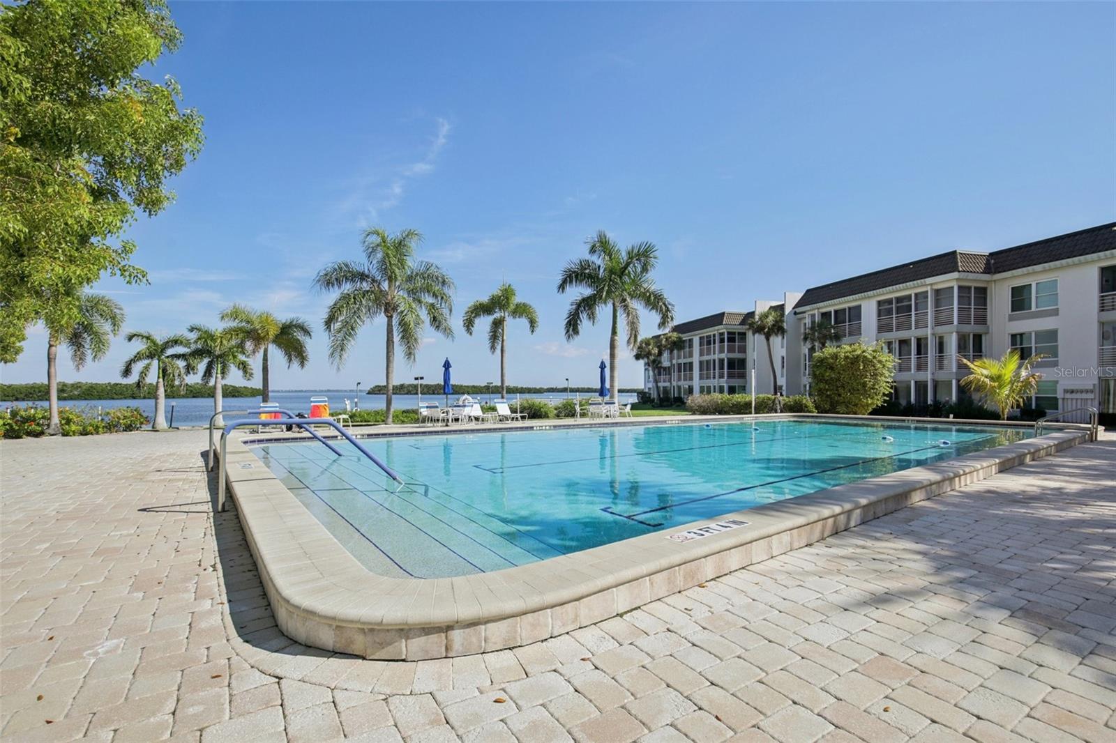 LONGBOAT HARBOUR - Residential