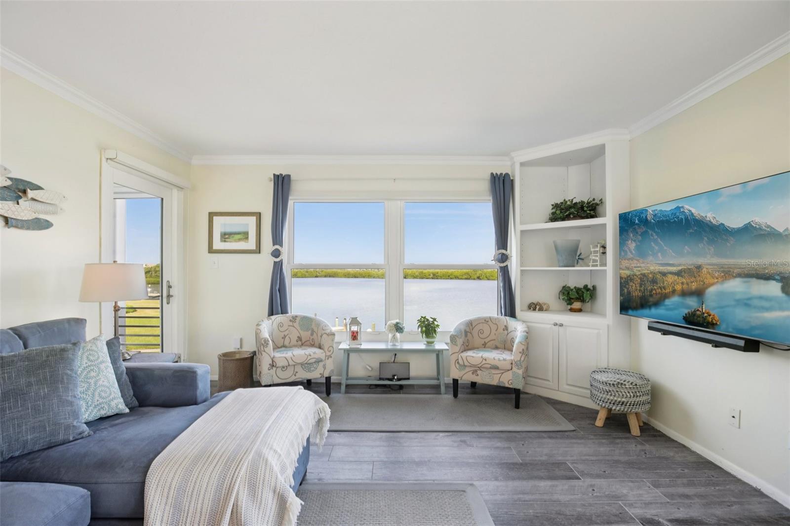 LONGBOAT HARBOUR - Residential