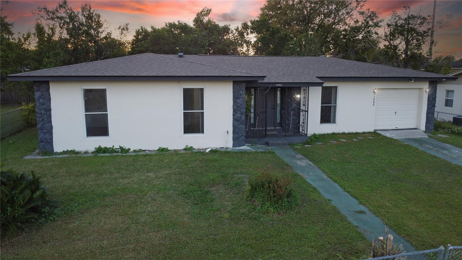 1048 WAKEFIELD CIRCLE
