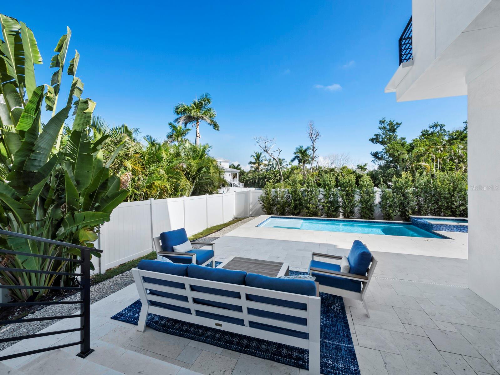 LONGBEACH - Residential