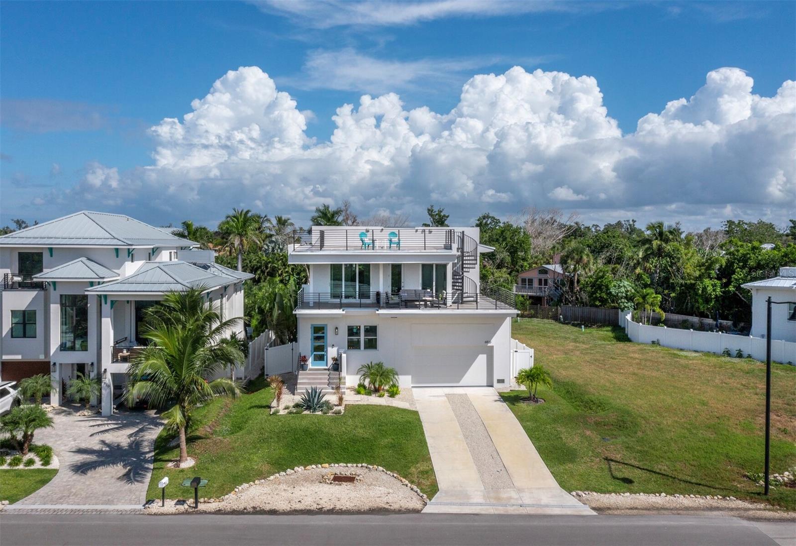 6810 LONGBOAT DRIVE S