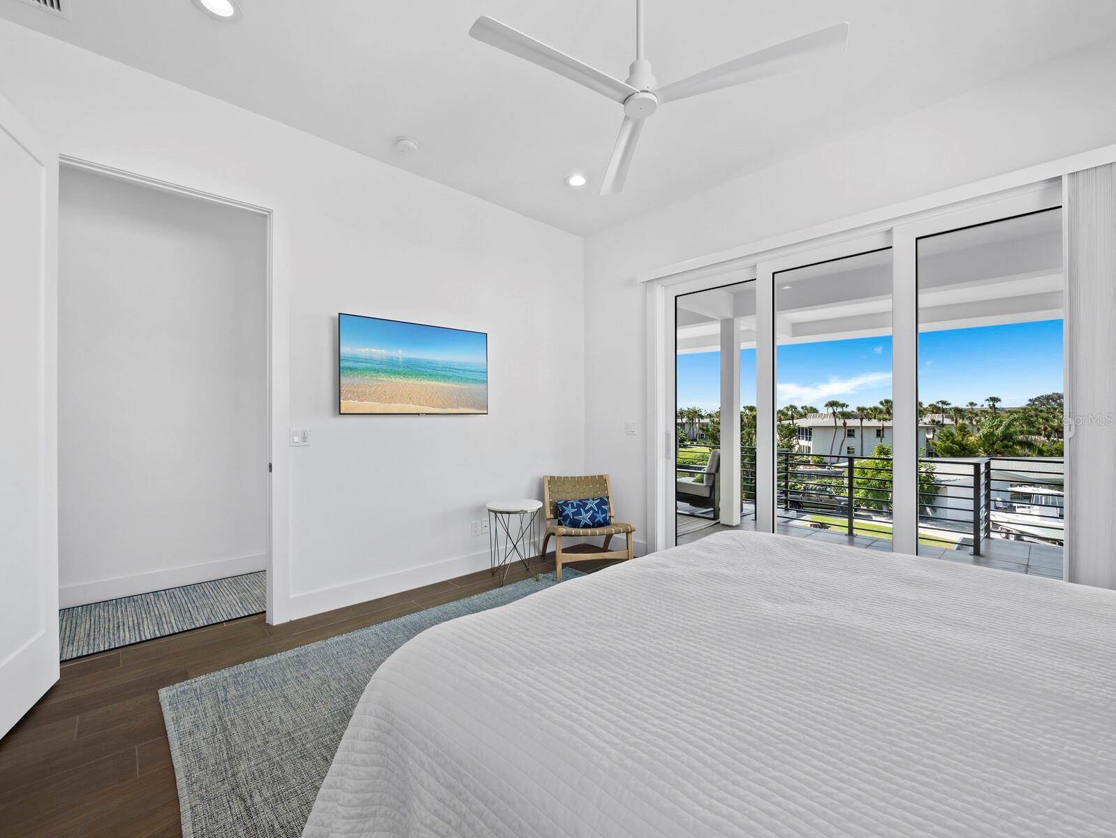 LONGBEACH - Residential