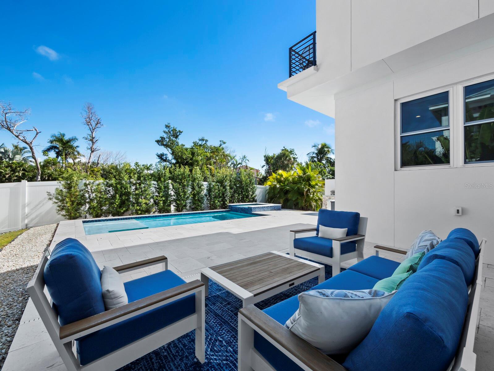 LONGBEACH - Residential