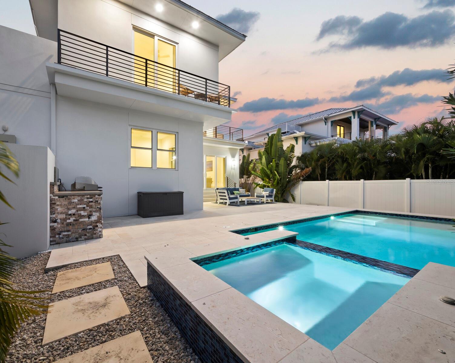 LONGBEACH - Residential