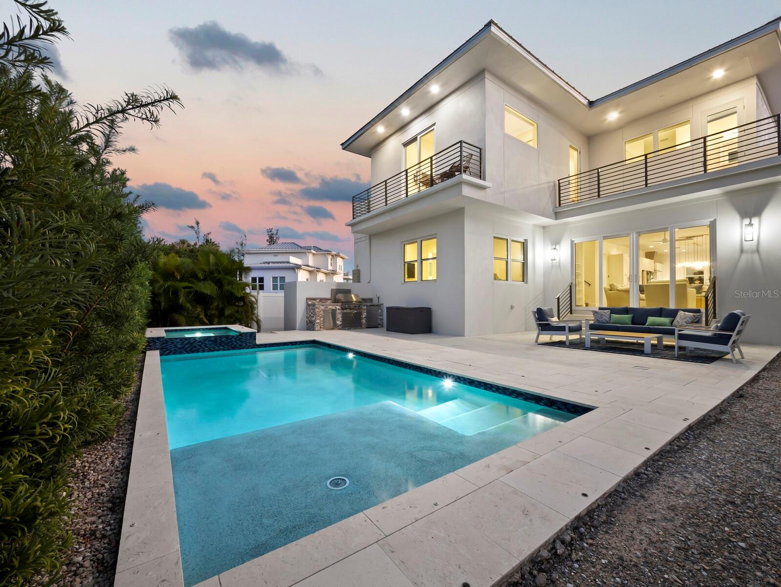 LONGBEACH - Residential