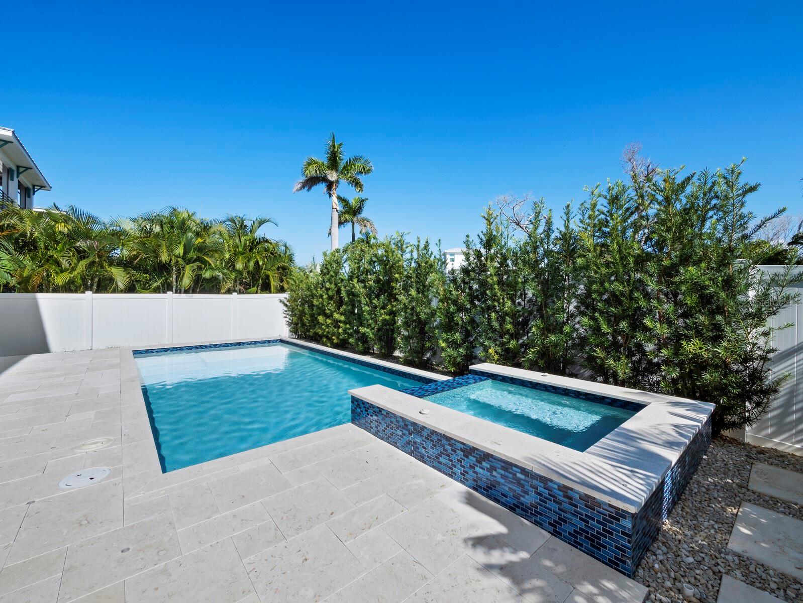 LONGBEACH - Residential