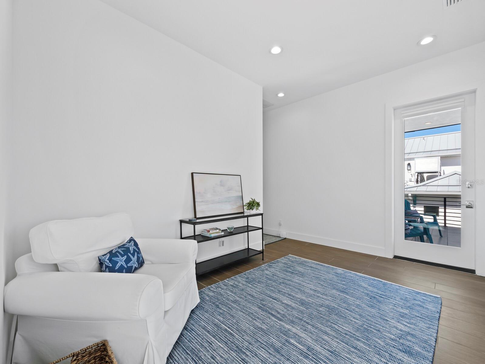 LONGBEACH - Residential