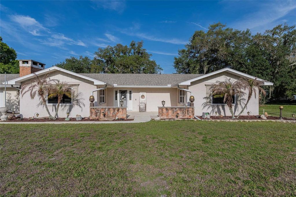 Photo of 5905 Whispering Pines Road, Lakeland, FL 33811 (MLS # L4961225)