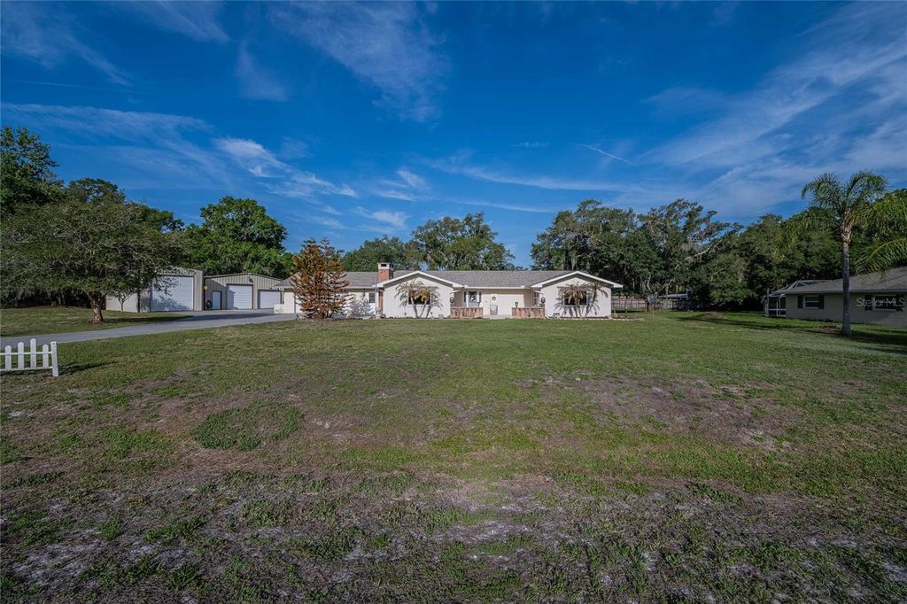 Photo of 5905 Whispering Pines Road, Lakeland, FL 33811 (MLS # L4961225)