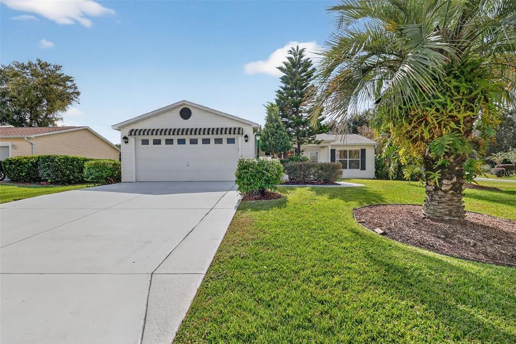 Photo of 1201 De La Fuente Court, The Villages, FL 32162 (MLS # G5103737)