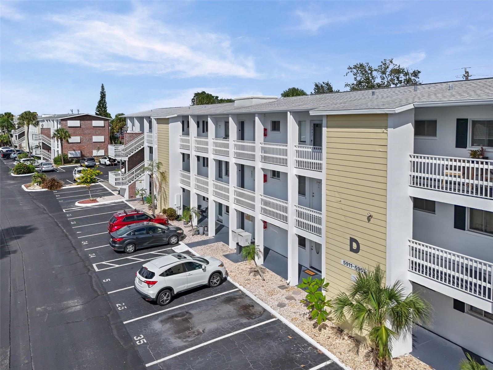 BAYSHORE GARDENS APTS 2 - Residential