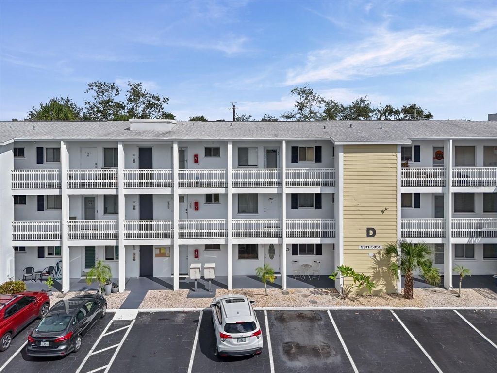 Photo of 5945 Todd Street #D34, Bradenton, FL 34207 (MLS # A4667665)