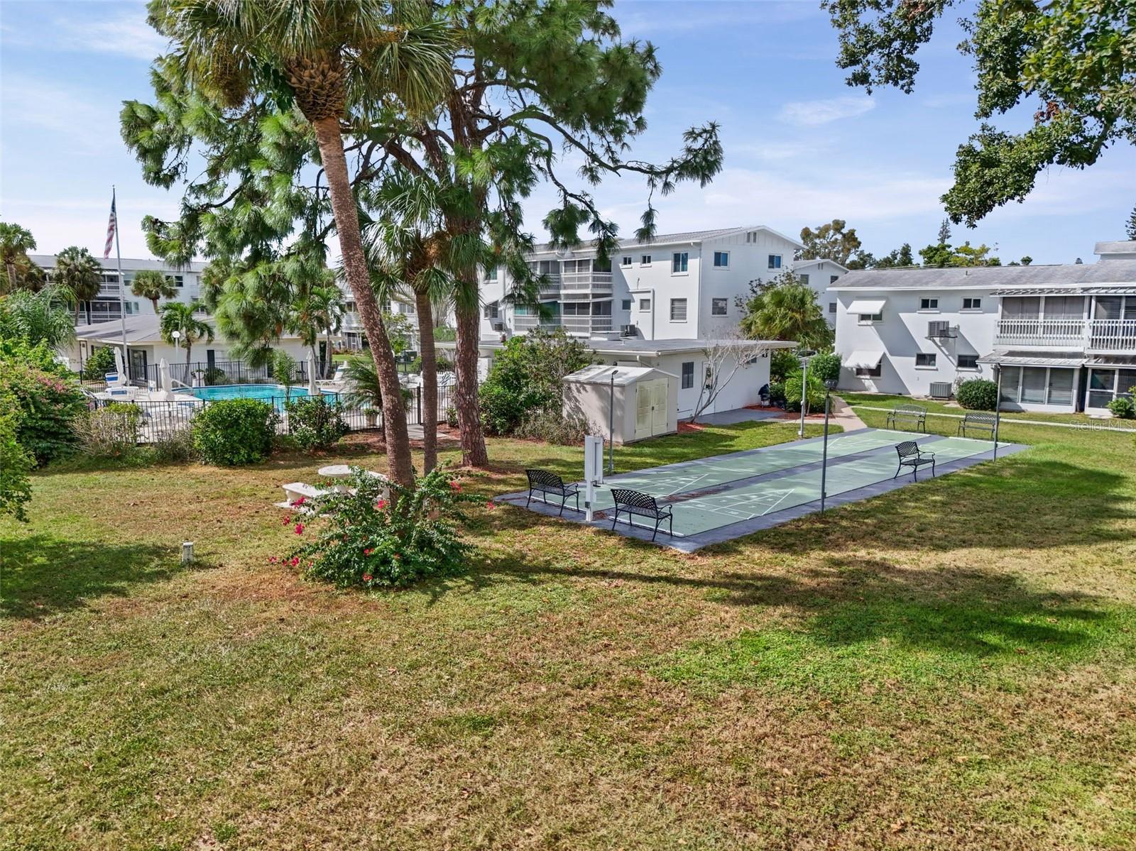 BAYSHORE GARDENS APTS 2 - Residential