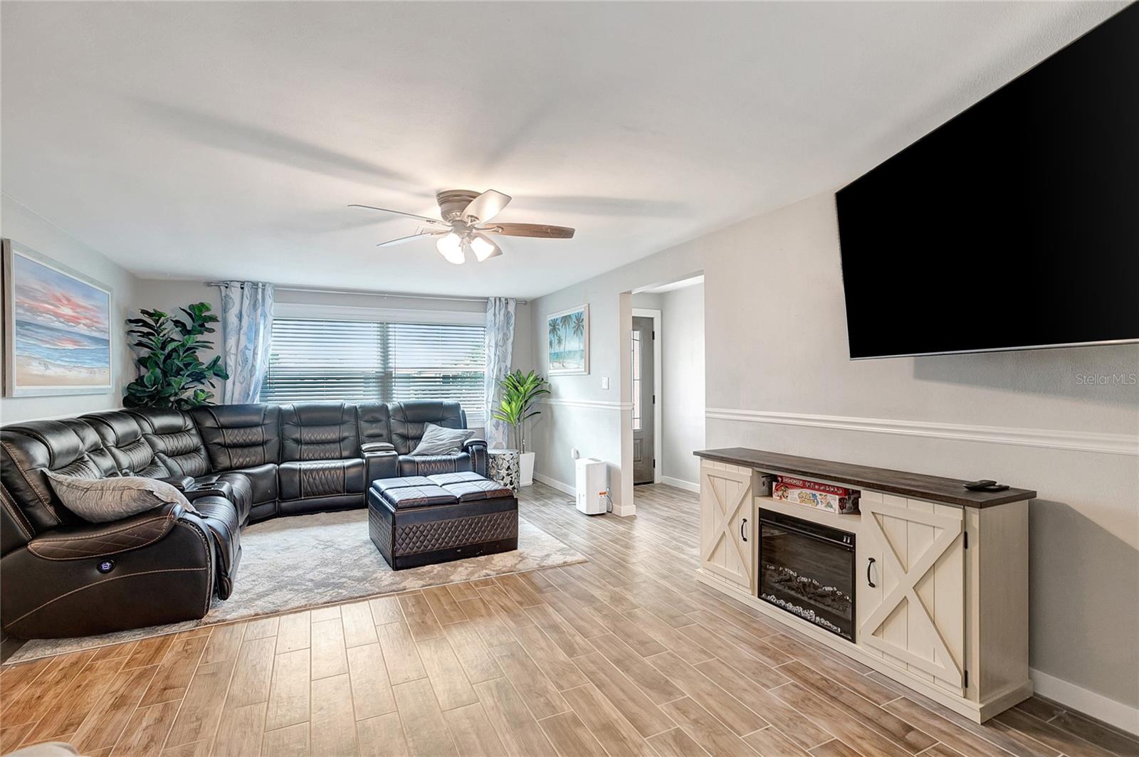 SPITZERS BLK 6 REP OF 5TH ADD TO HARBOR SHORES - Residential Lease