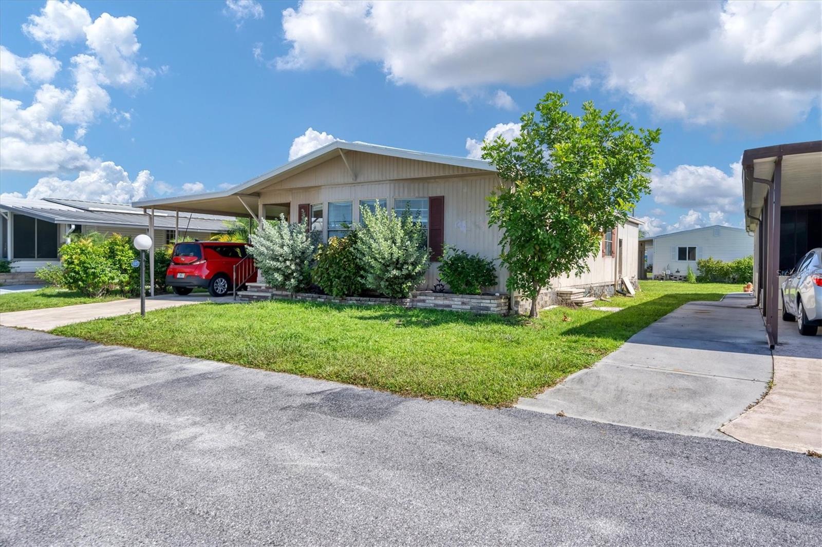 107 TAHITIAN WAY