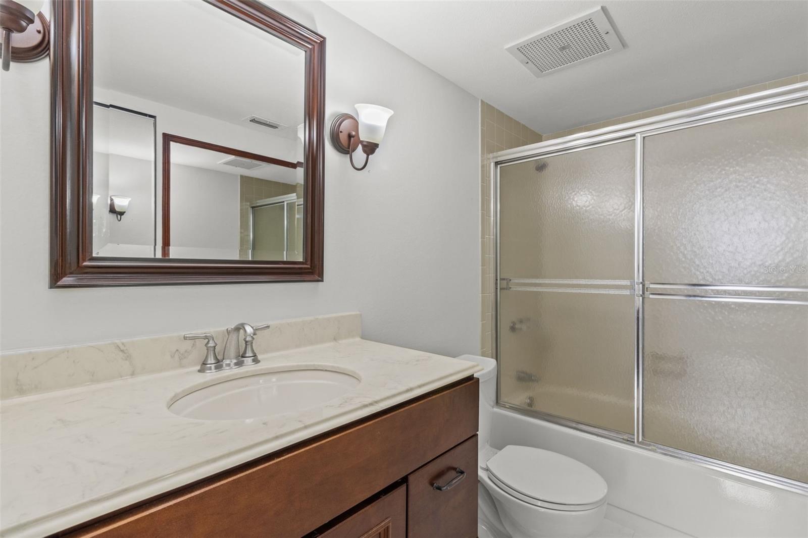 REDINGTON TOWERS 1 CONDO - Residential
