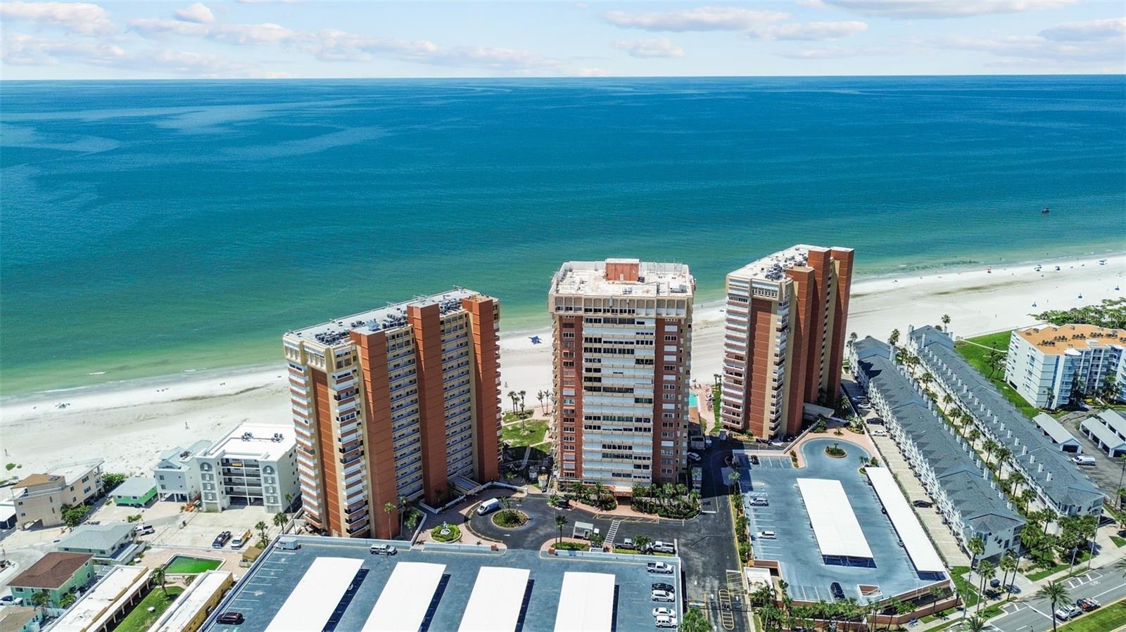REDINGTON TOWERS 1 CONDO - Residential