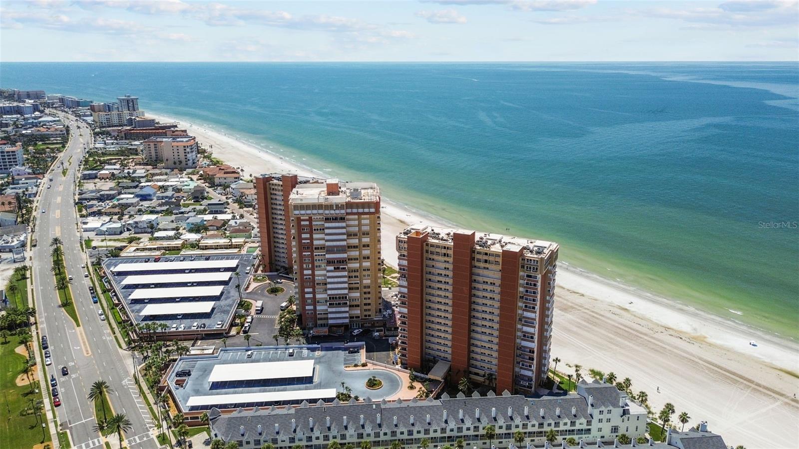 REDINGTON TOWERS 1 CONDO - Residential