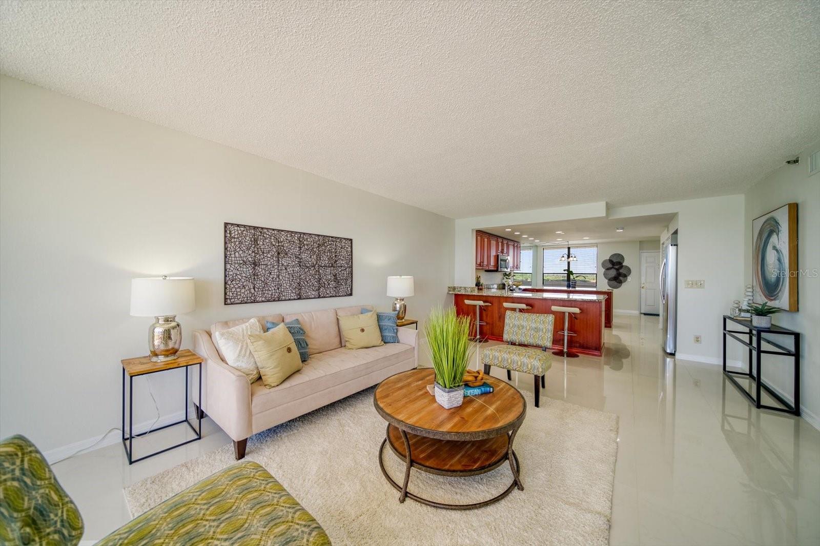 REDINGTON TOWERS 1 CONDO - Residential