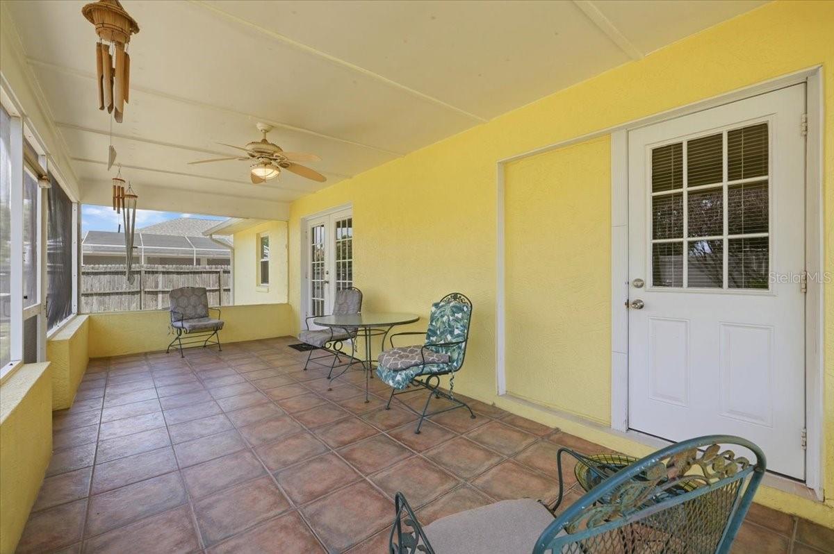 343 STERLING DRIVE