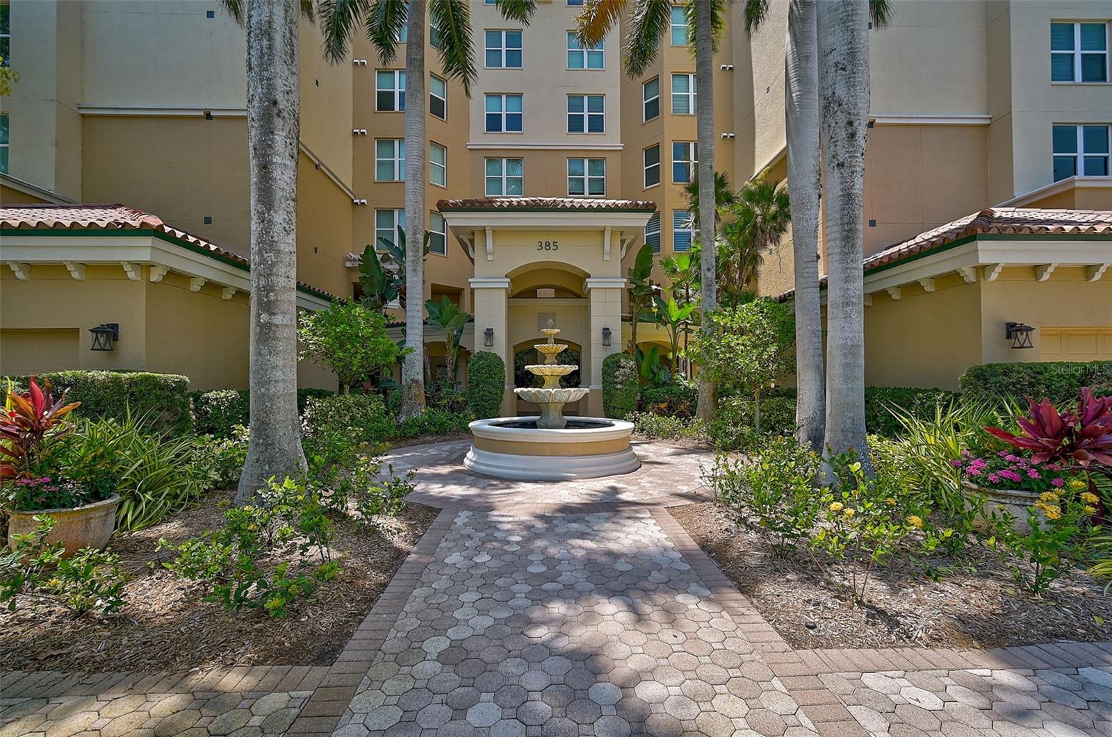 385 N POINT ROAD 402