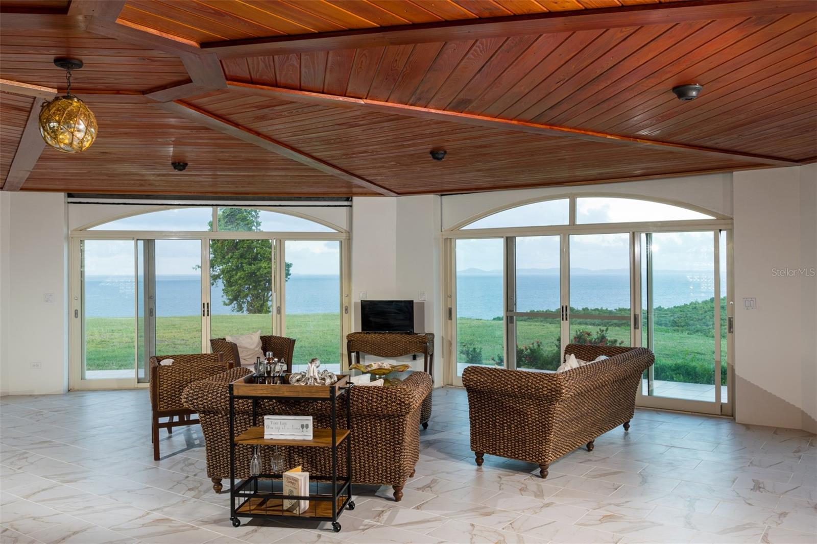 VILLA BORINQUEN - Residential