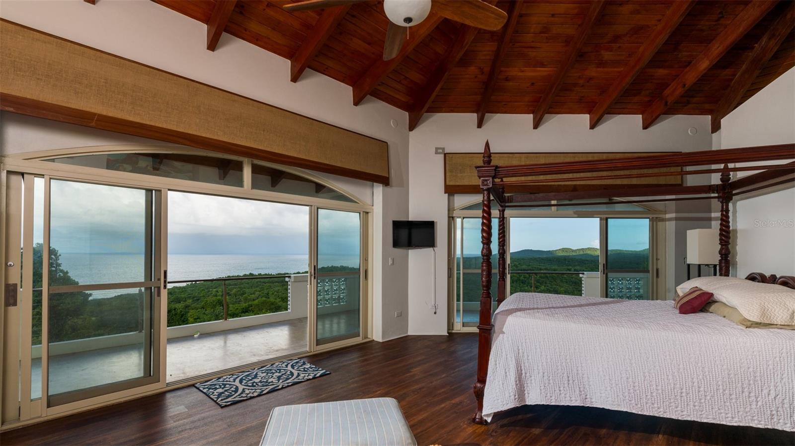 VILLA BORINQUEN - Residential