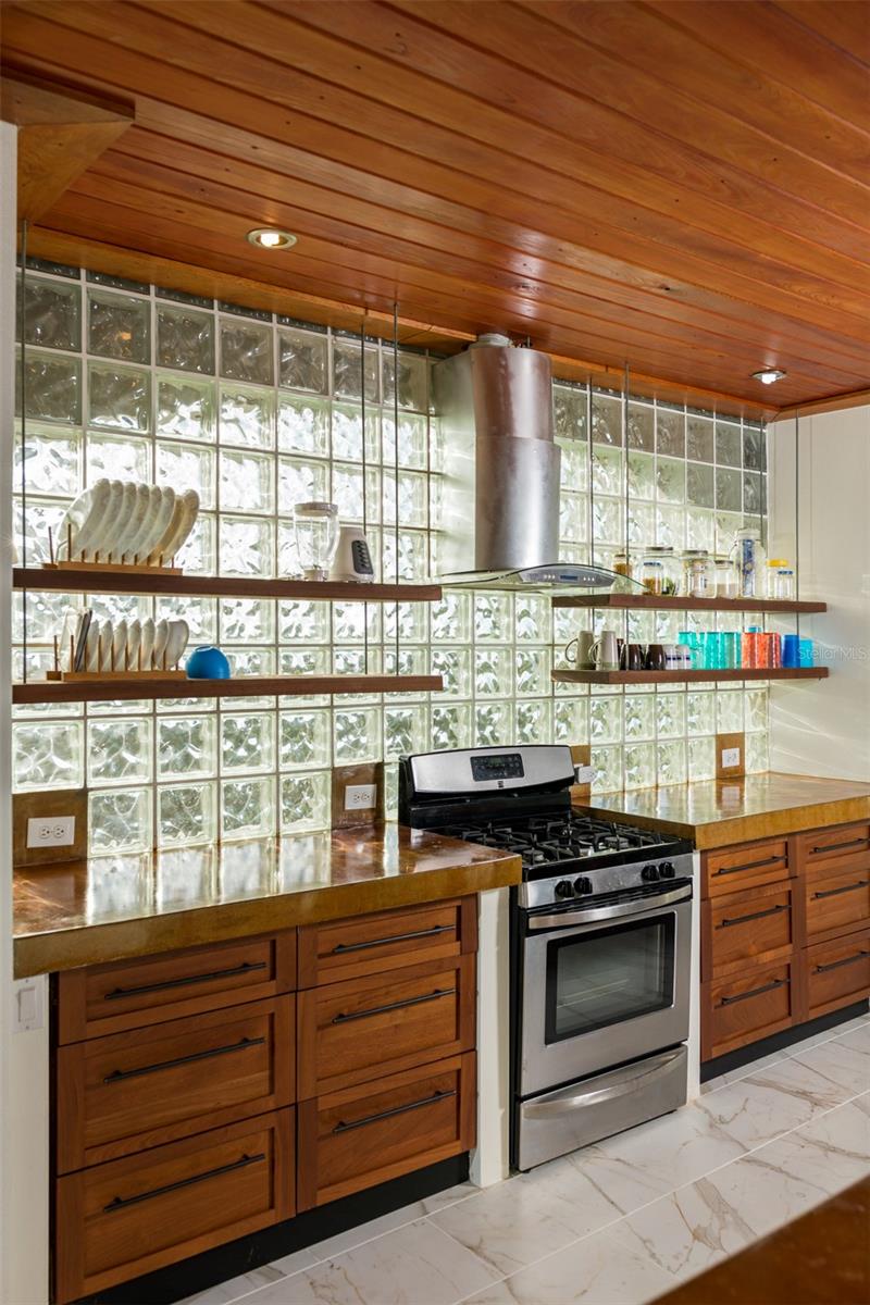 VILLA BORINQUEN - Residential