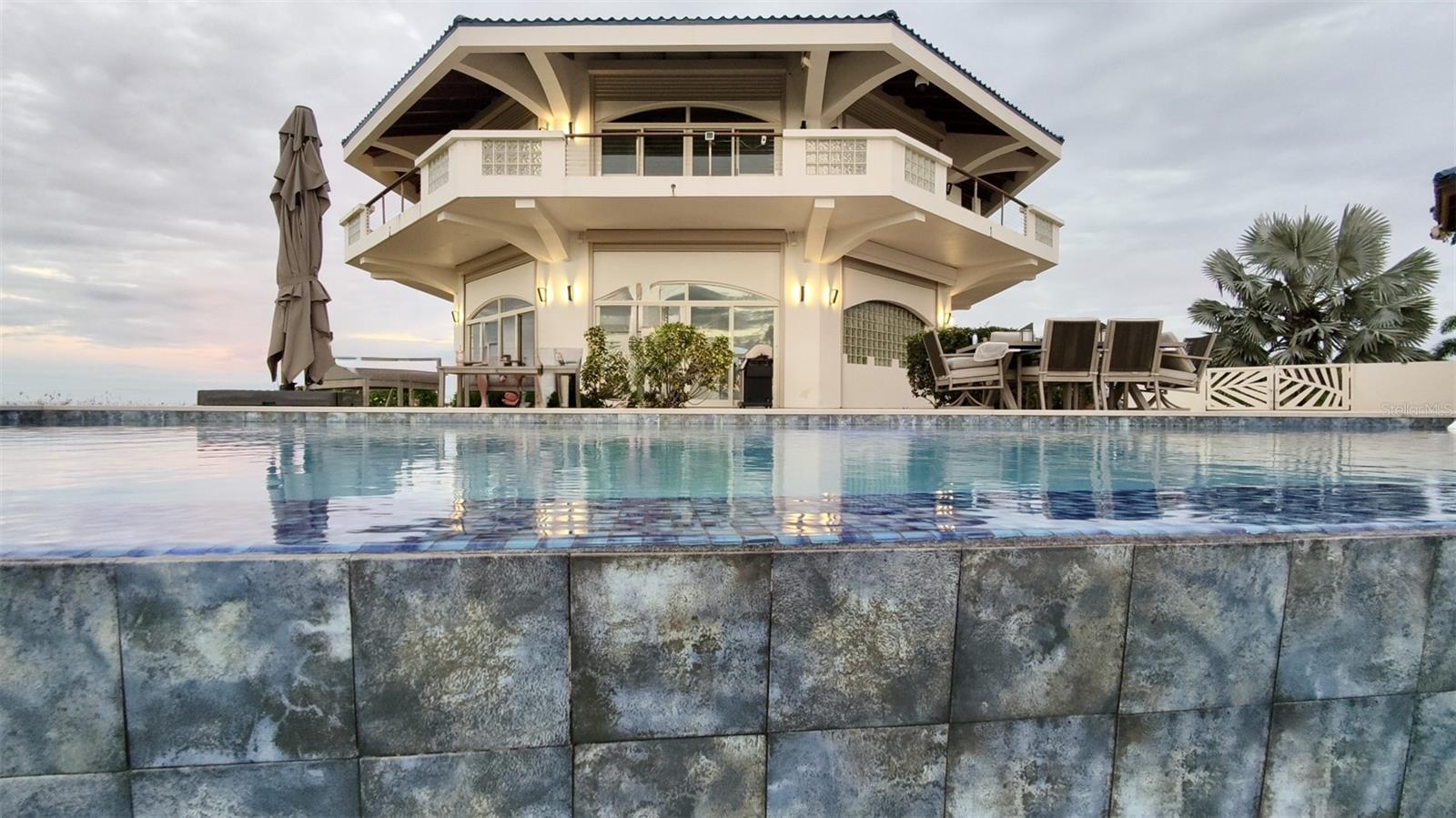 VILLA BORINQUEN - Residential