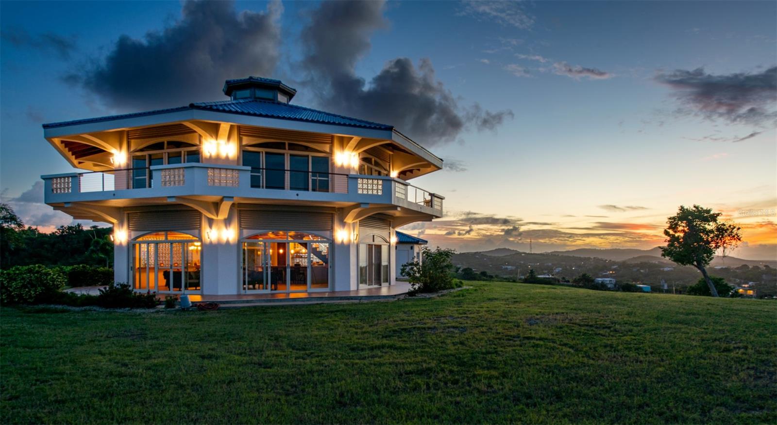 VILLA BORINQUEN - Residential