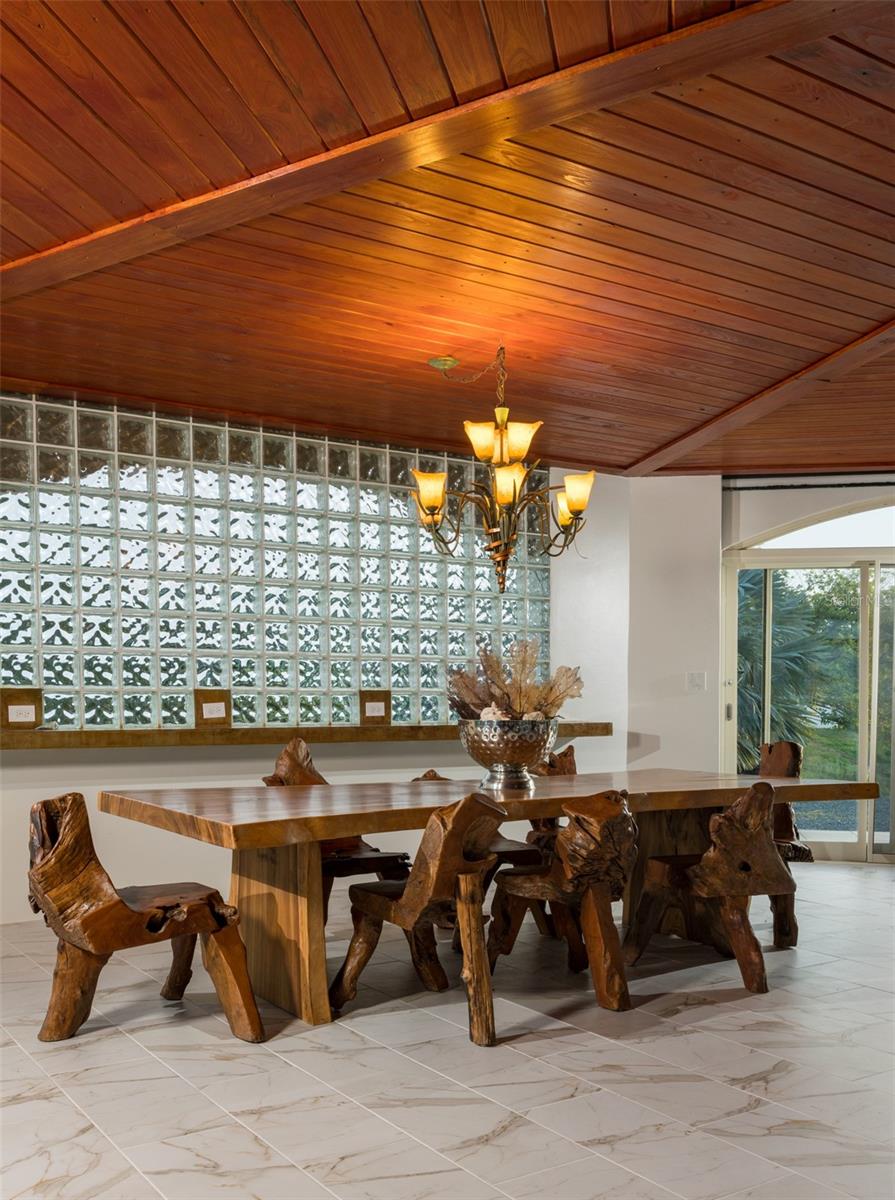 VILLA BORINQUEN - Residential