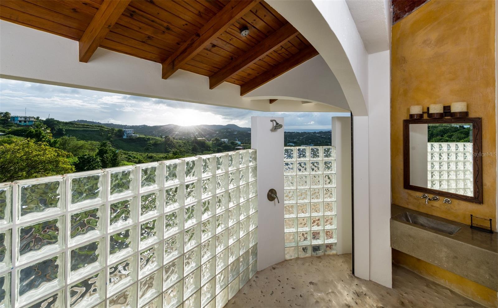 VILLA BORINQUEN - Residential