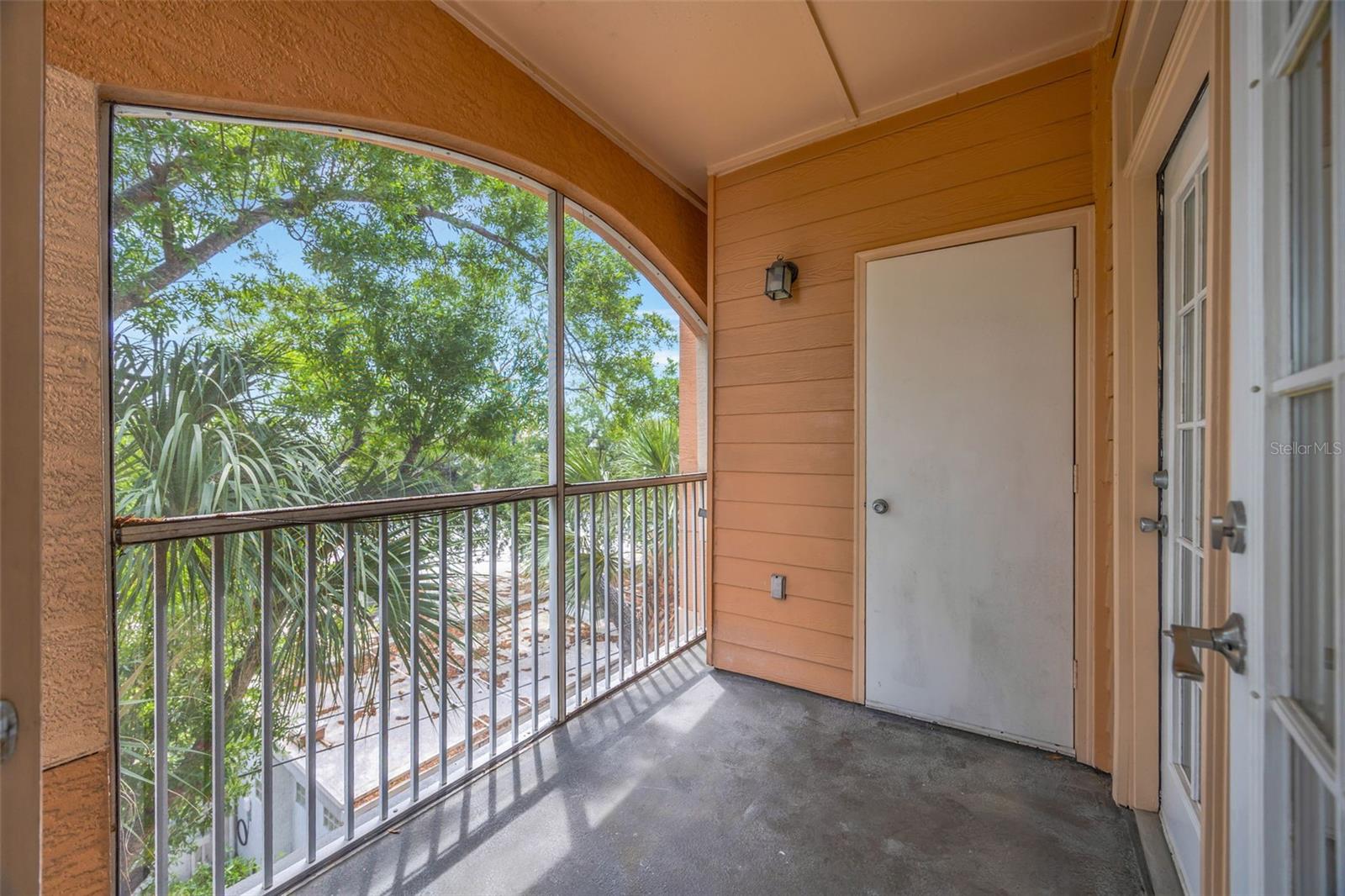CULBREATH KEY BAYSIDE CONDOMIN - Residential