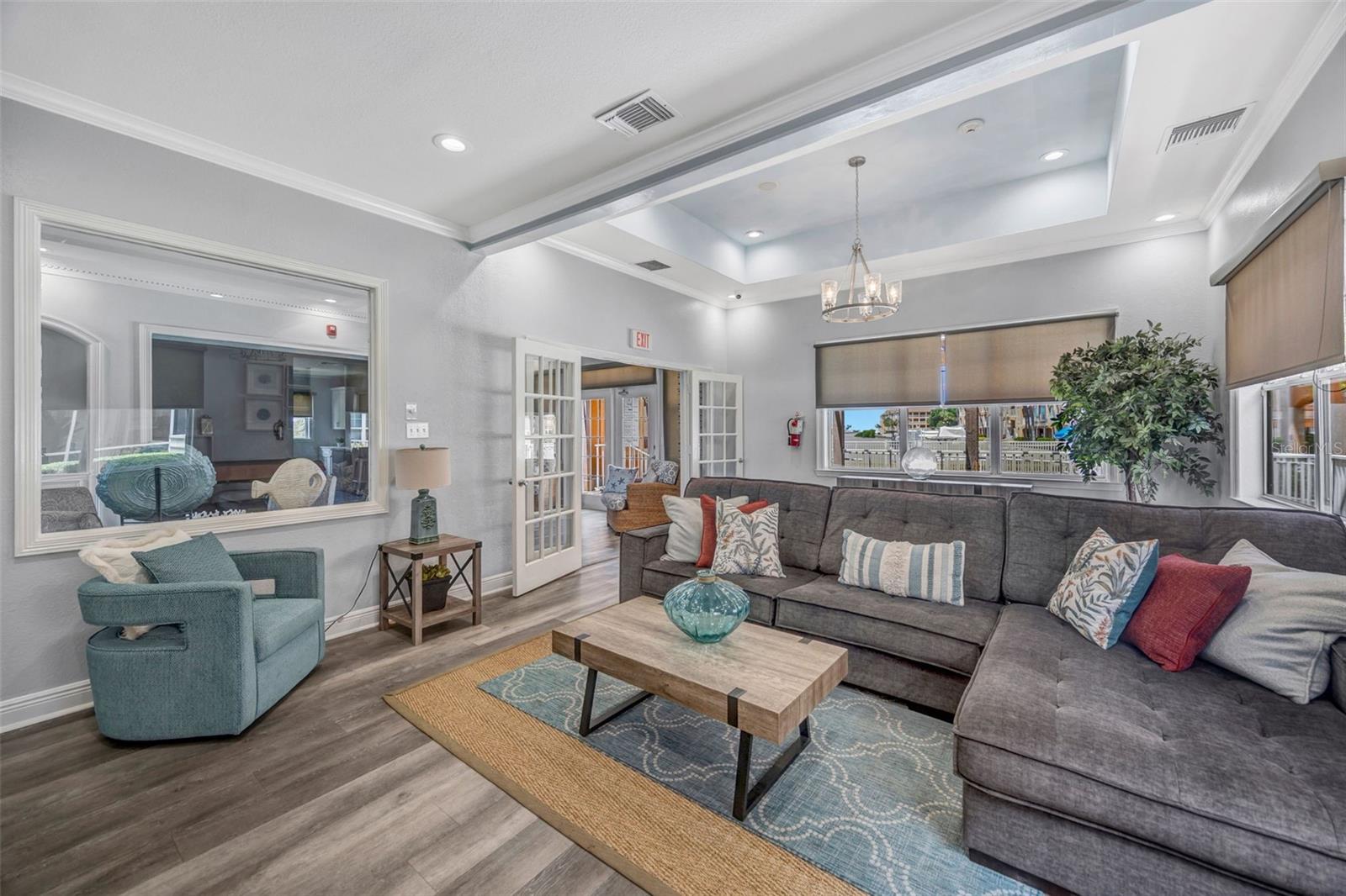 CULBREATH KEY BAYSIDE CONDOMIN - Residential