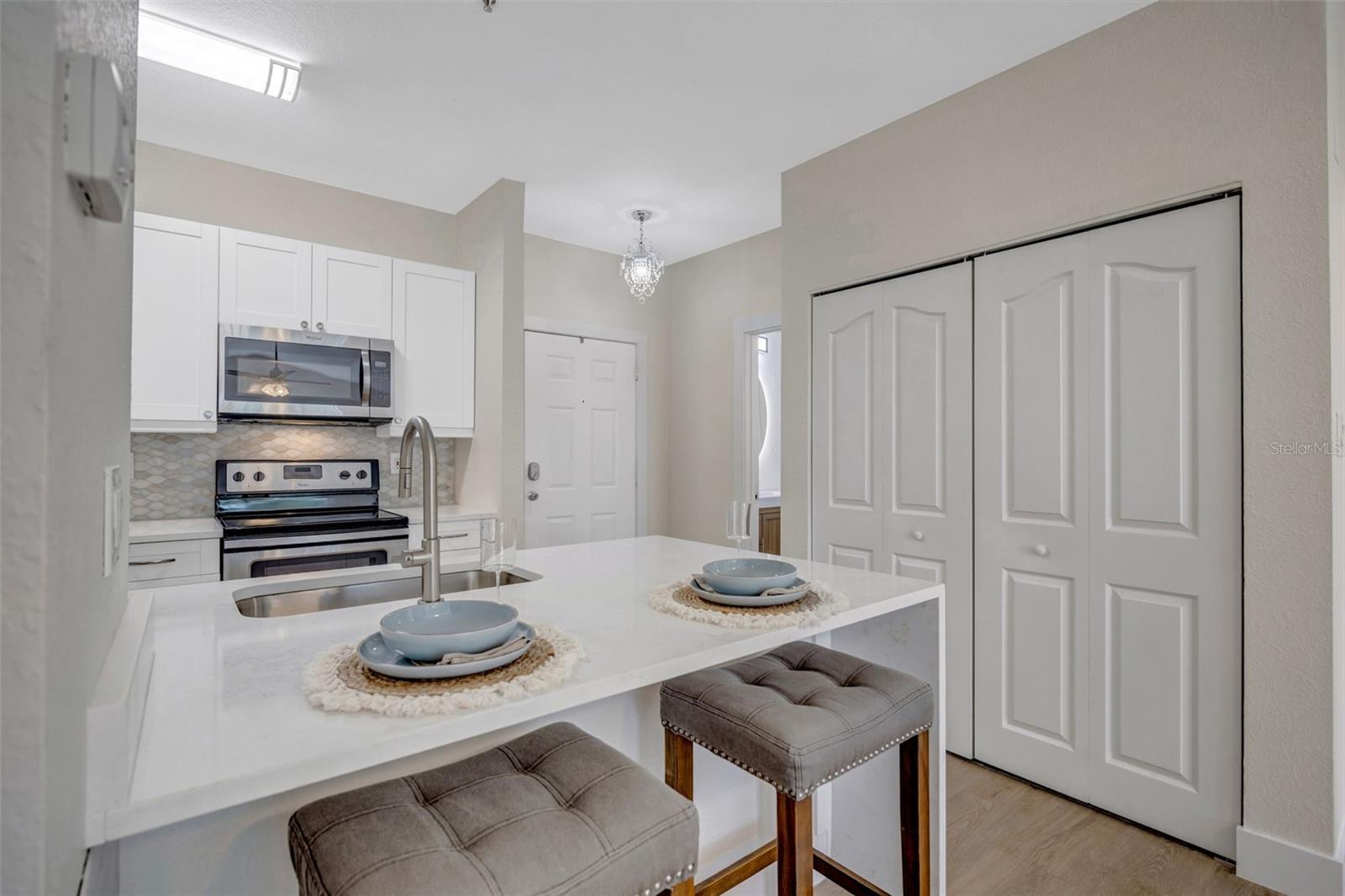 CULBREATH KEY BAYSIDE CONDOMIN - Residential