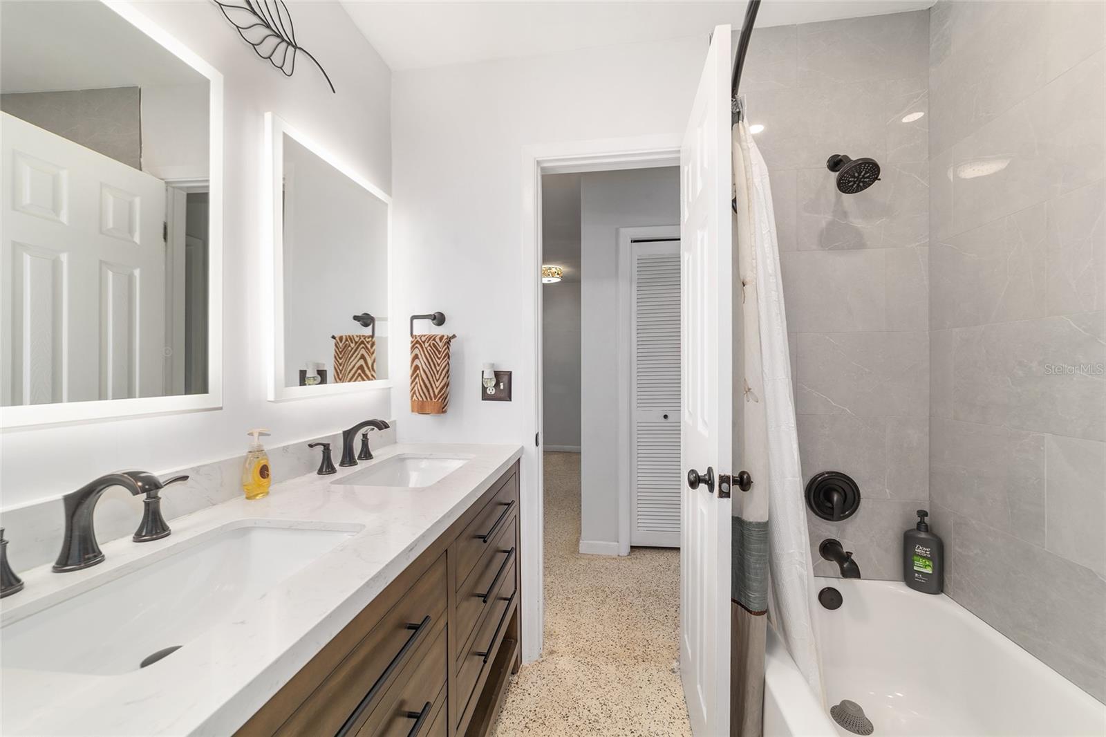 PALM TER/OCALA - Residential