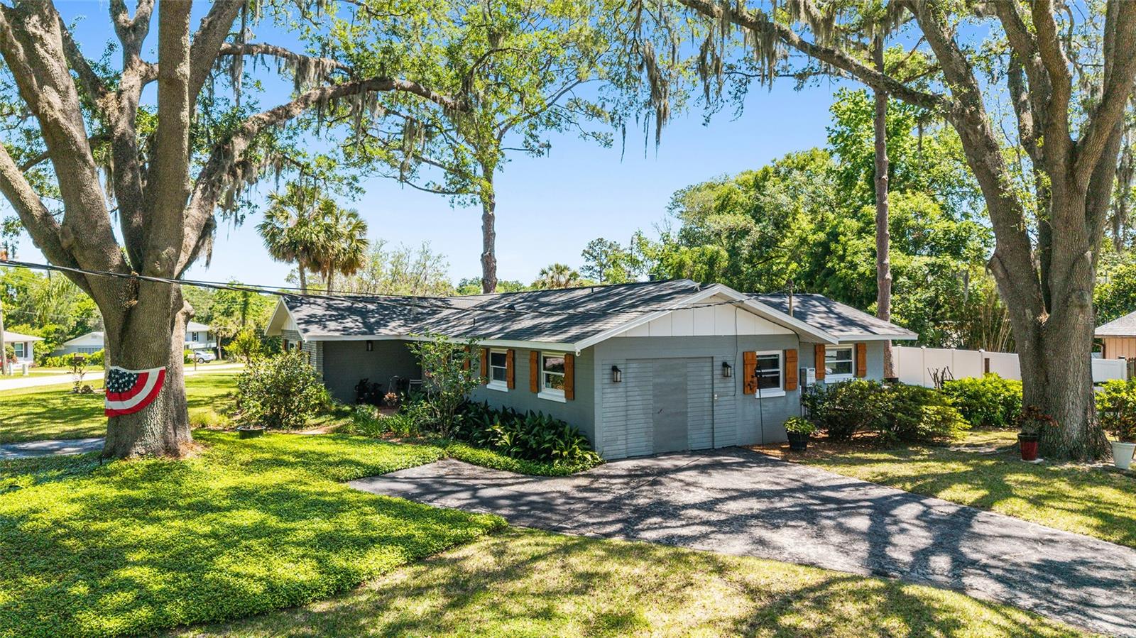 PALM TER/OCALA - Residential