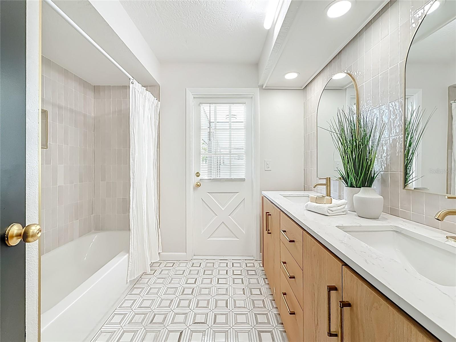 NORTHWOOD WEST - Residential