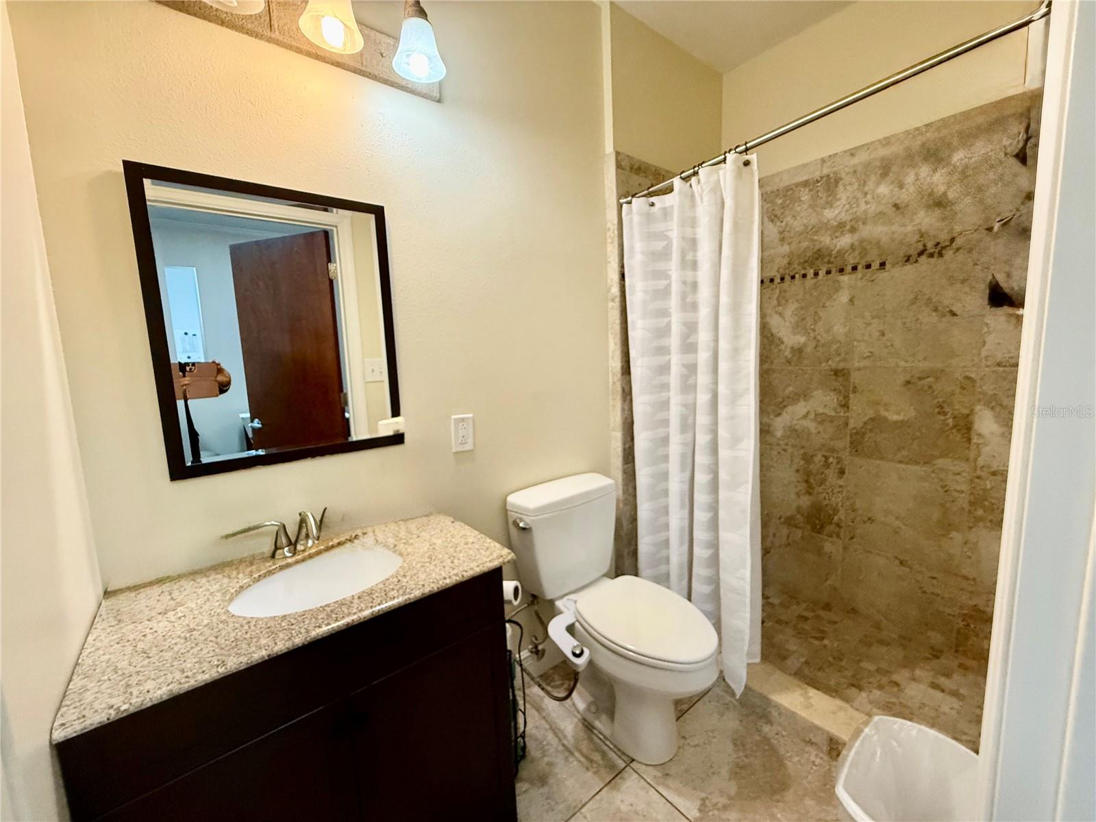 ACREAGE - Commercial Sale