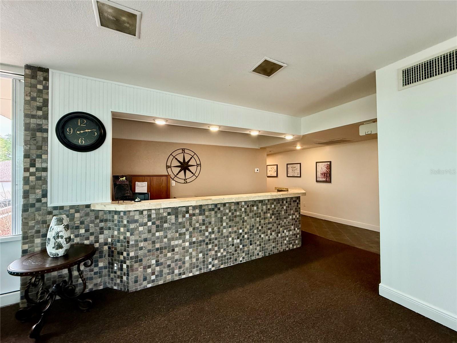 ACREAGE - Commercial Sale