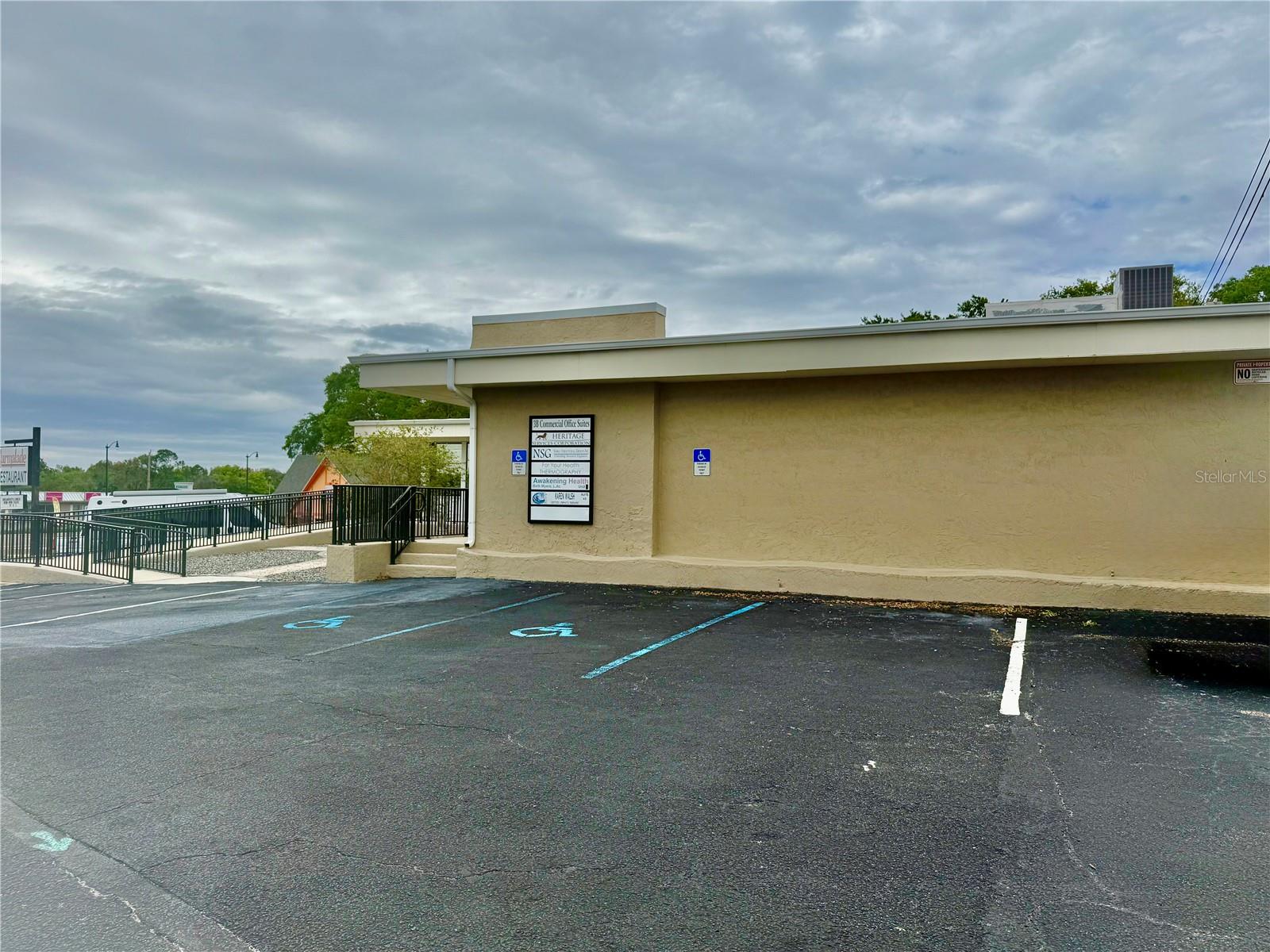 ACREAGE - Commercial Sale