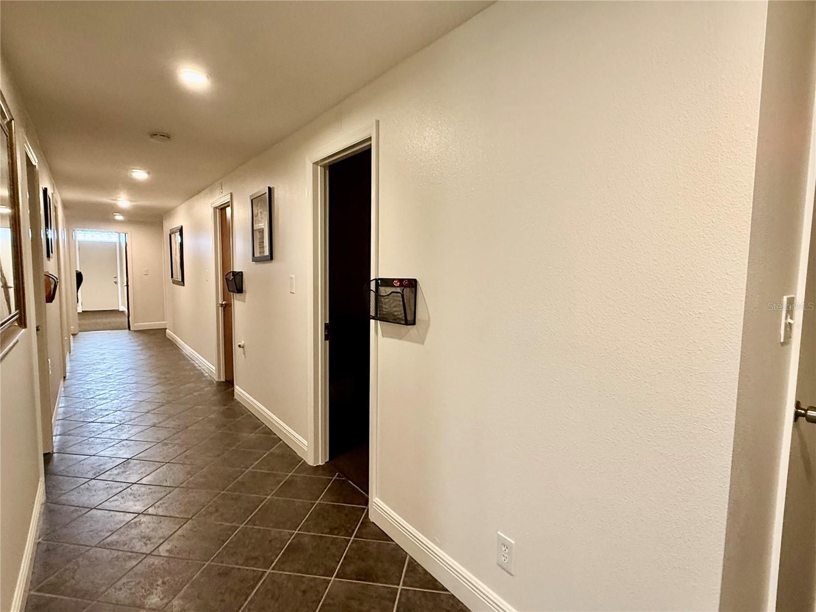 ACREAGE - Commercial Sale