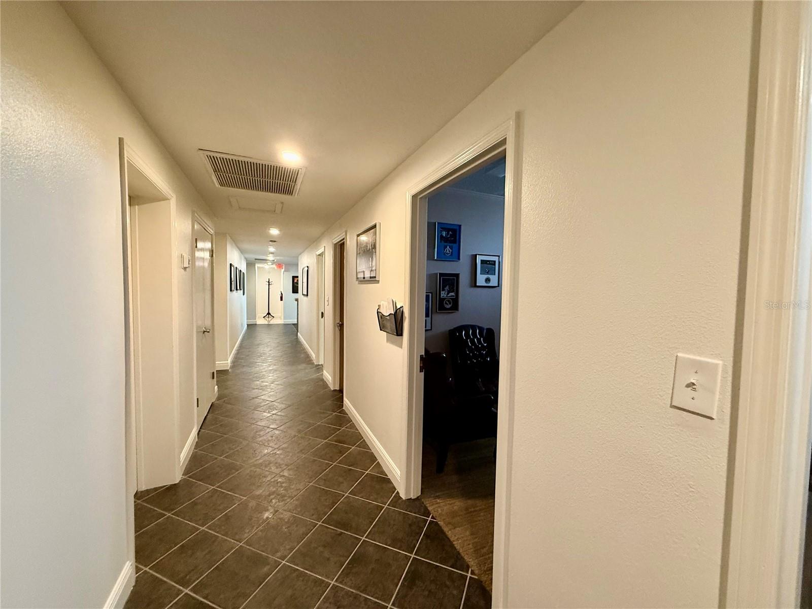 ACREAGE - Commercial Sale